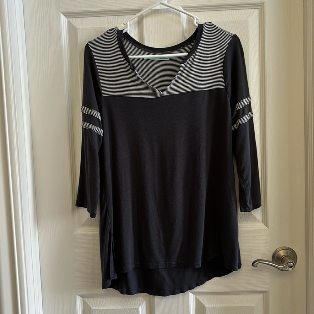 Maurices top